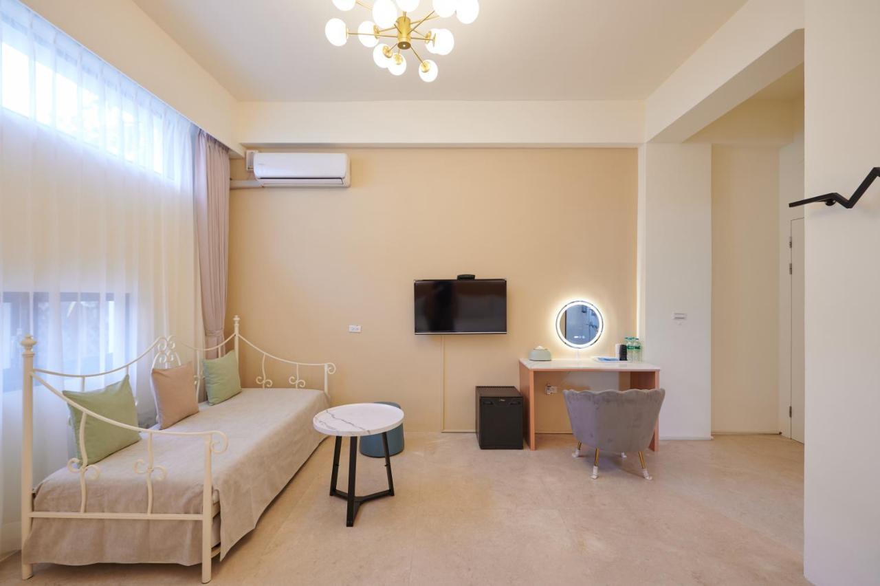 Avenue B&B Хуалиен Сити Екстериор снимка
